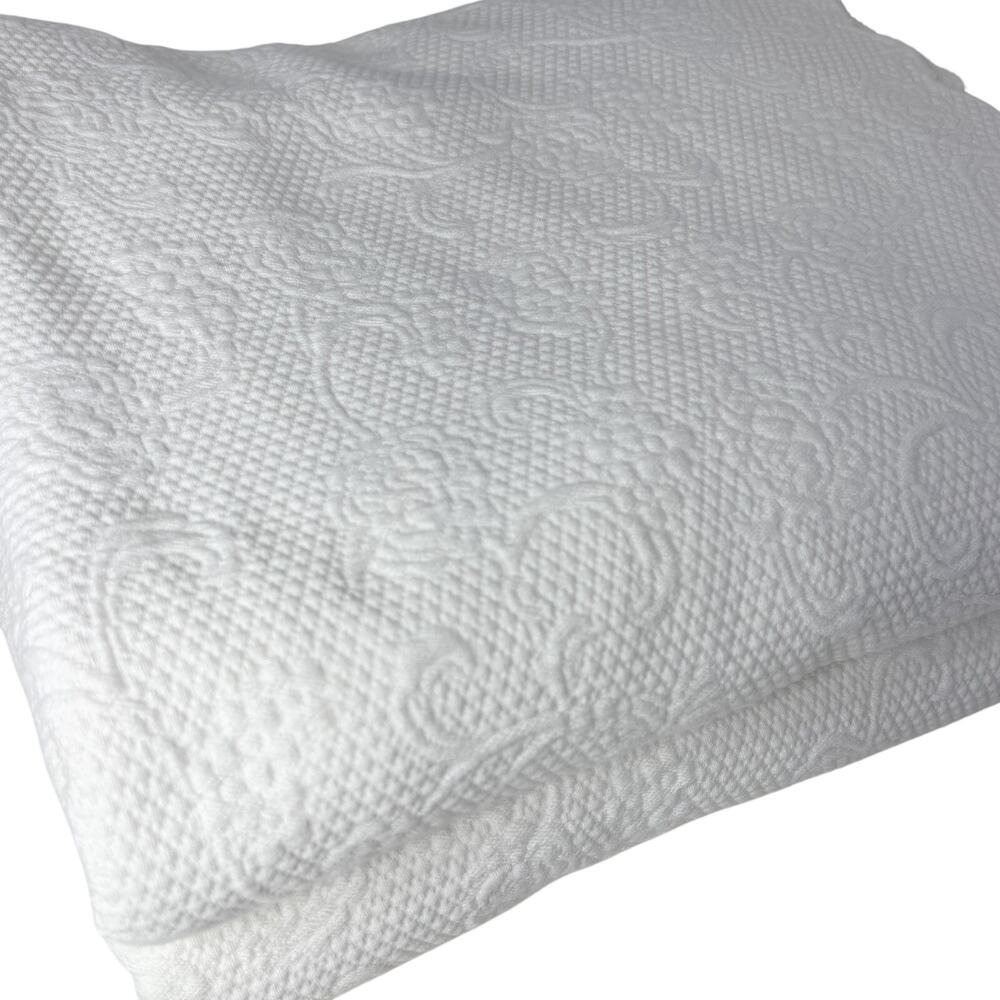SFERRA Alice Coverlet Set (2) TWIN 69”x88” White Floral Matelasse Scalloped EUC